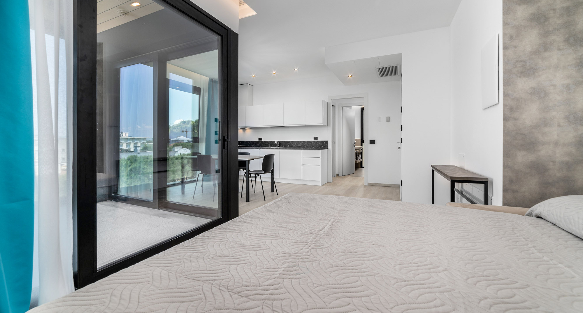 media.Slide-AppartamentiCalavela-Bilocale2CFH-RiccioneBest