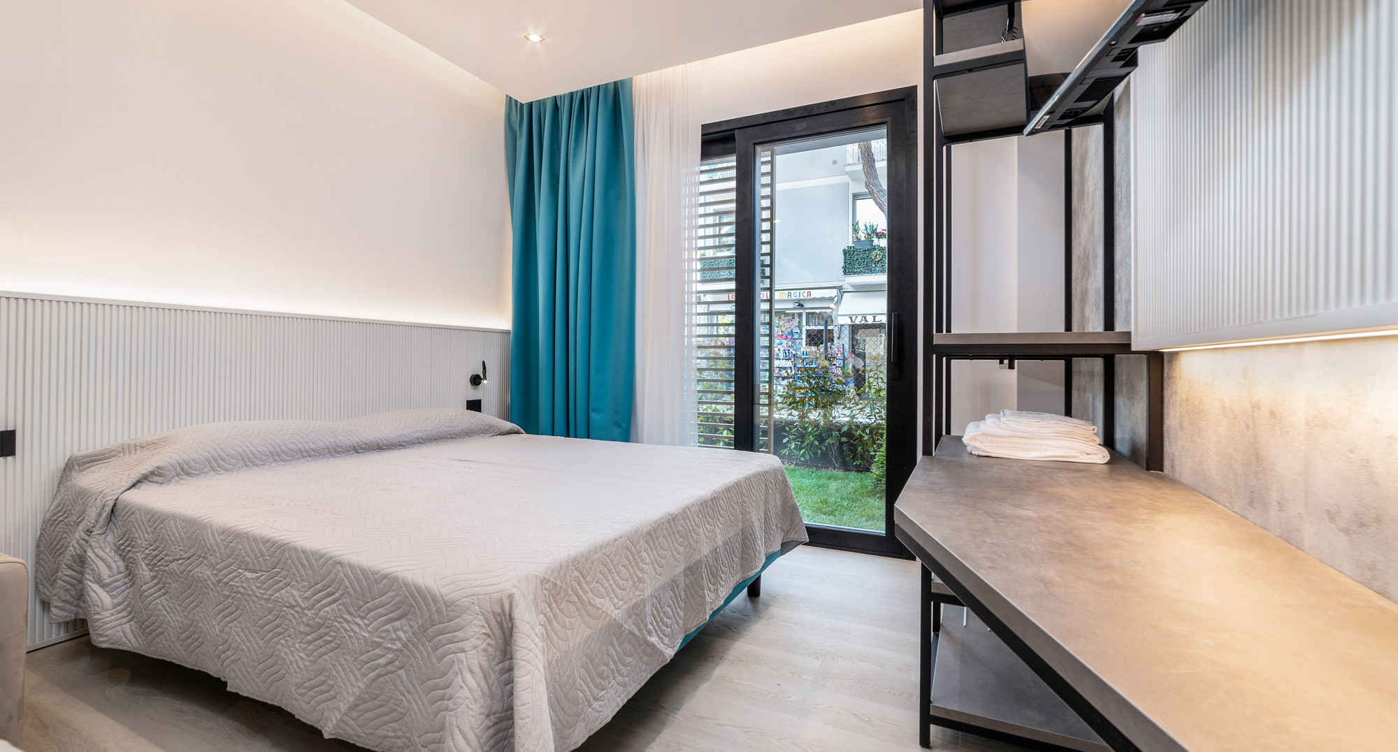 media.Slide-AppartamentiCalavela-Monolocale1CFH-RiccioneBest