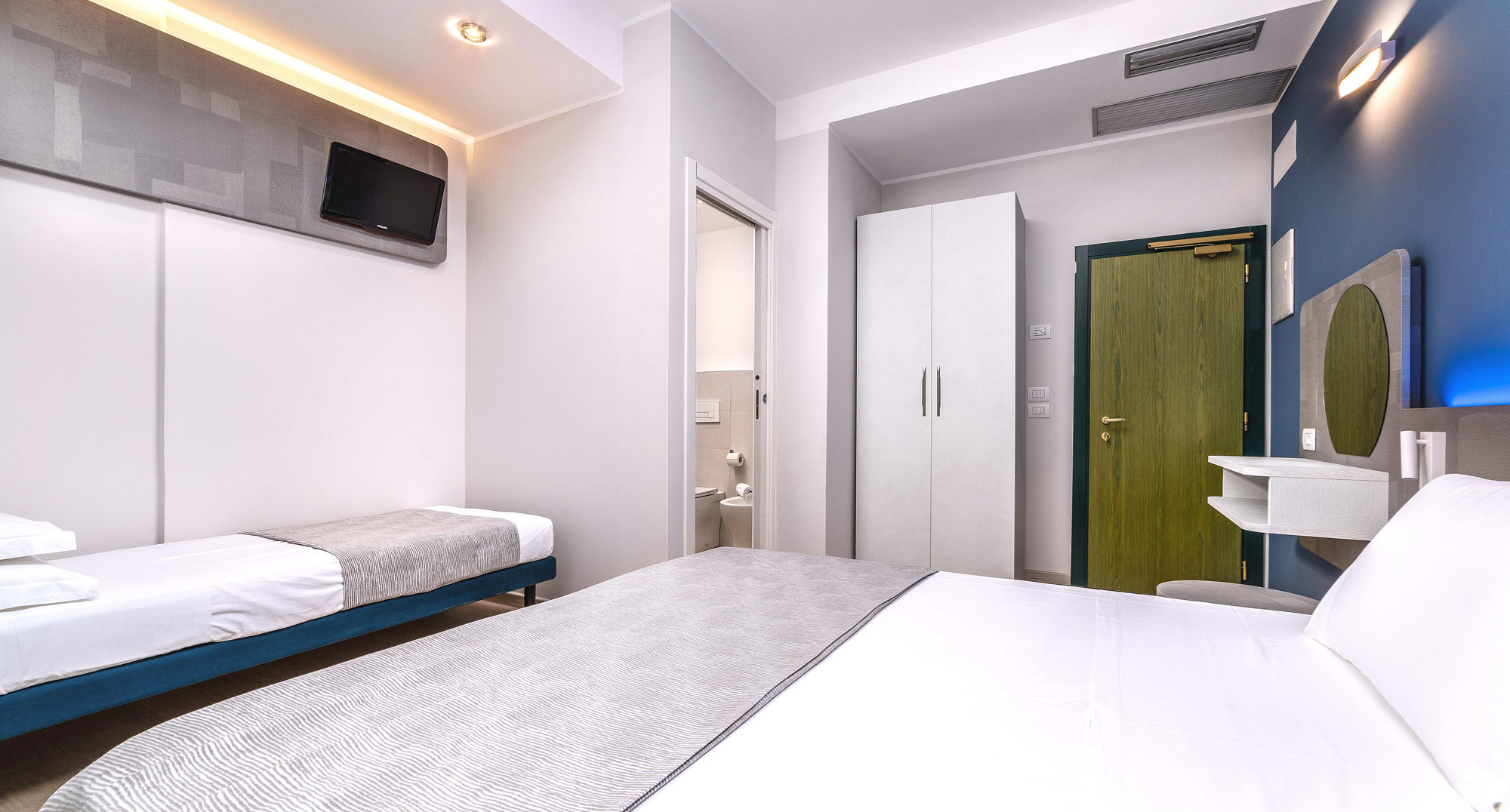 media.Slide-Family-Junior-3-CFH-BRiccione