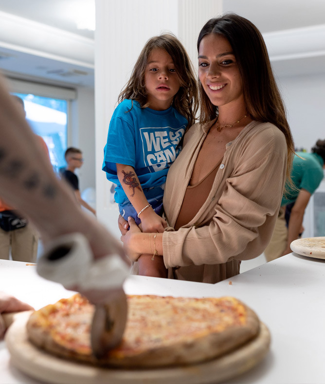 media.Gallery-Dine-Around-CFH 3