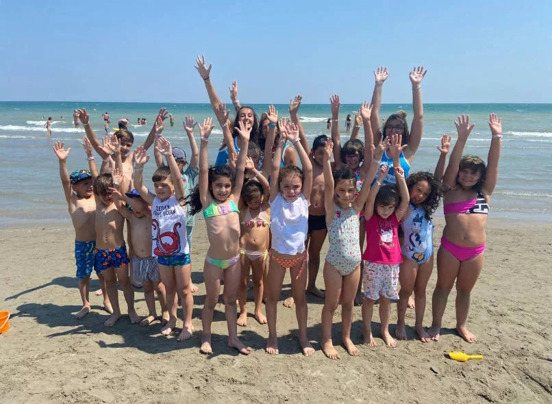 media.CFH-Riccione-Best-offerta-pacchetti-famiglia-prezzi-speciali-vacanze-giugno-al-mare